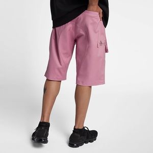 nikelab acg deploy shorts